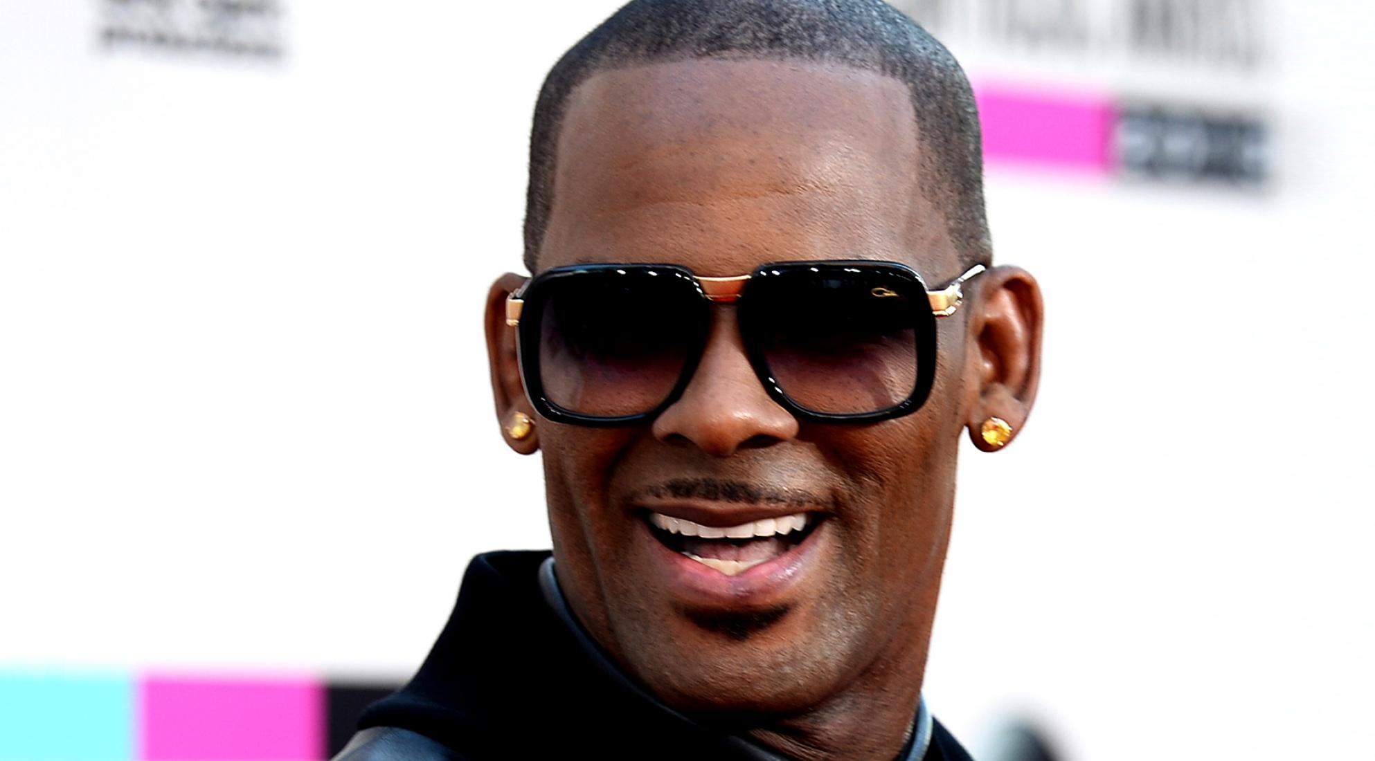 R. Kelly pictured at The Grammys | Grammy.com