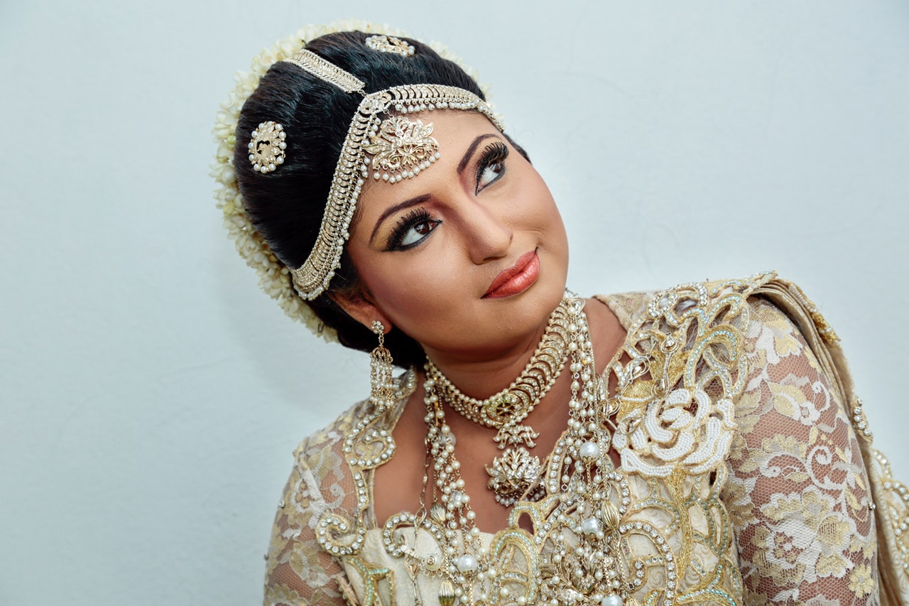 Raksha Bandhan, indian woman beautiful, RAHKI GIFTS