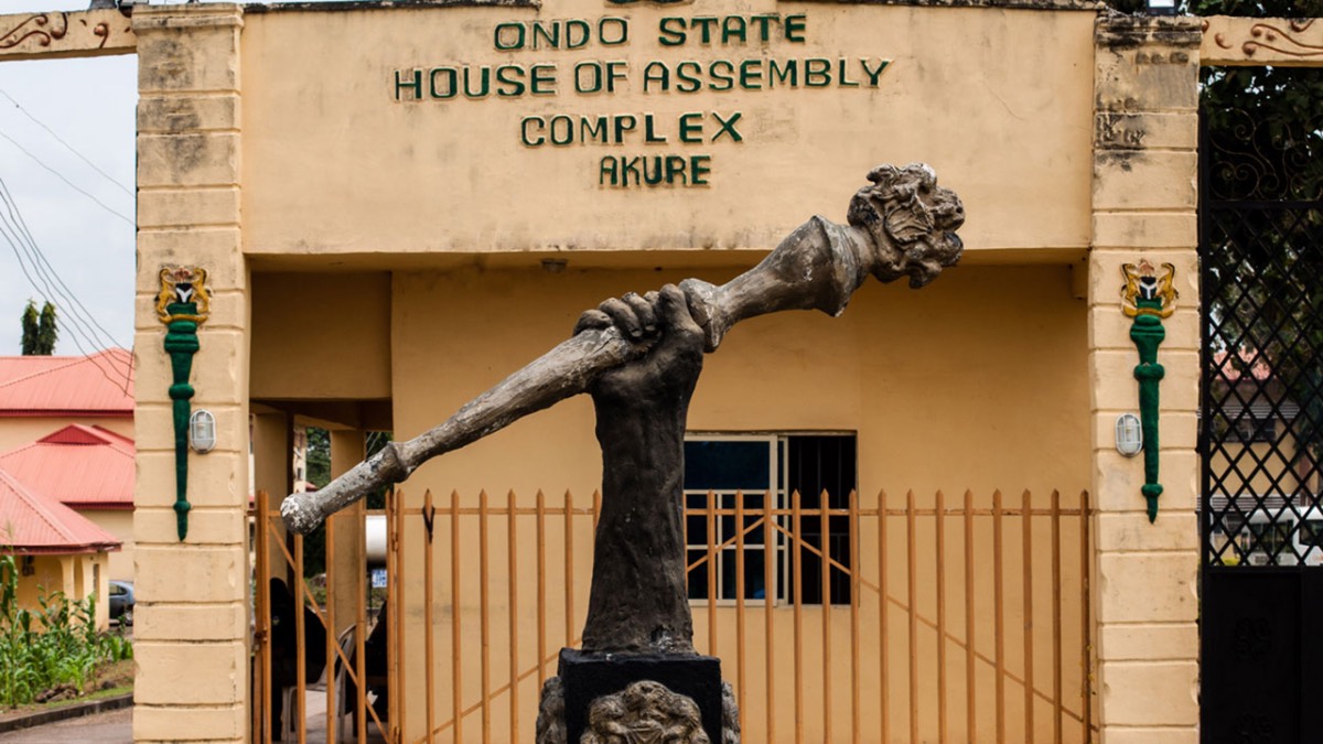 Bamidele Oleyelogun, Rotimi Akeredolu