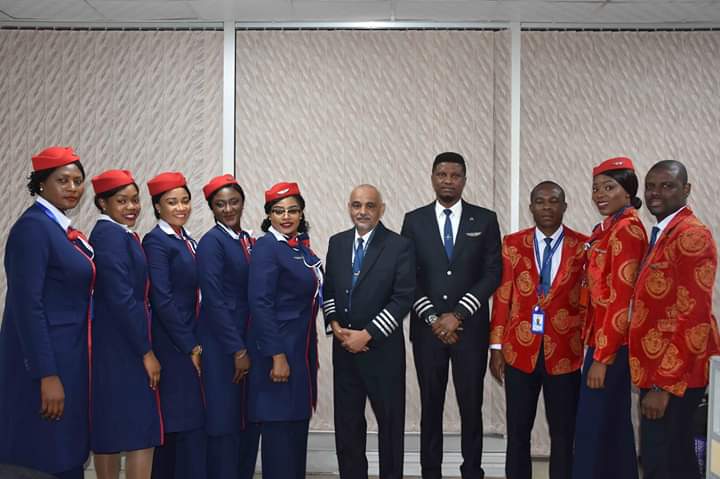 Crew of Air Peace pose for a photo as they bring home 178 Nigerians from South Africa on September 11, 2019