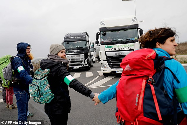 Black Friday Protesters, Amazon