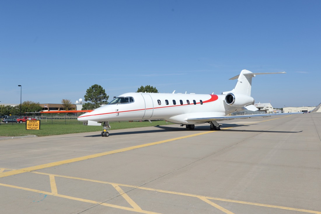 Learjet 85