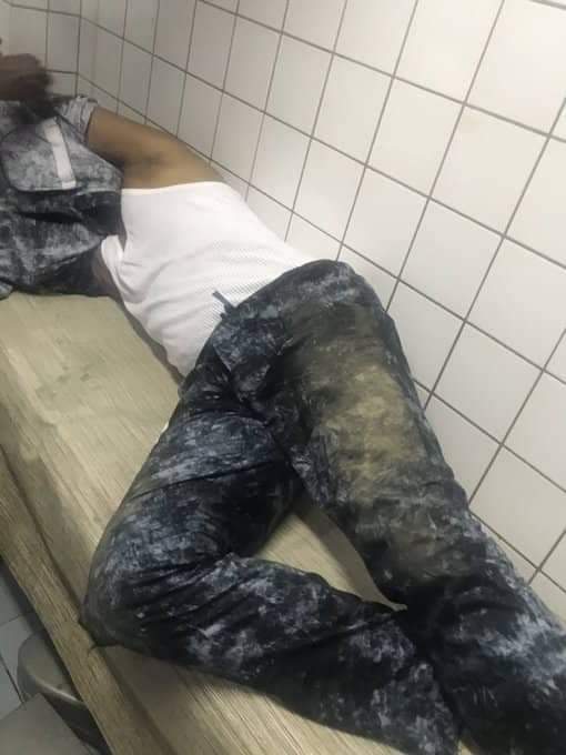 Deji Adeyanju attacked by pro-Buhari thugs at the National Human Rights Commission (NHRC) in Abuja, Dec 23, 2019