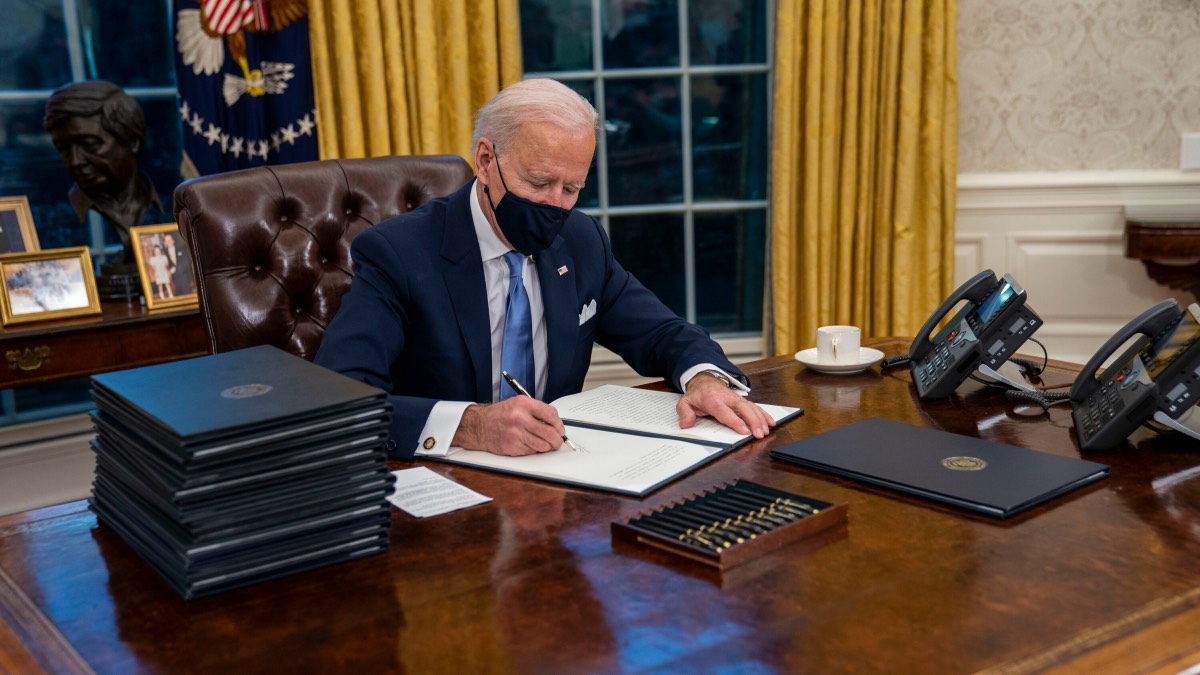 Biden, travel Ban iMmigration