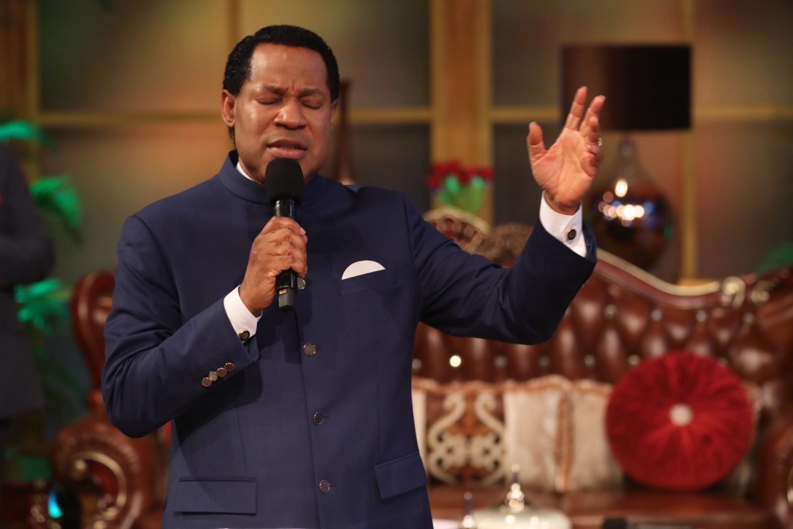 Pastor Chris Oyakhilome ministers Healing Streams