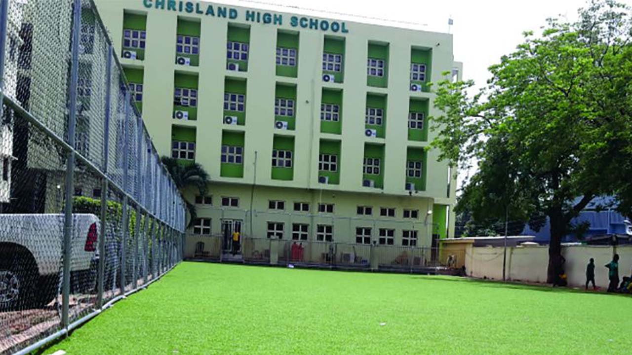 Chrisland-School