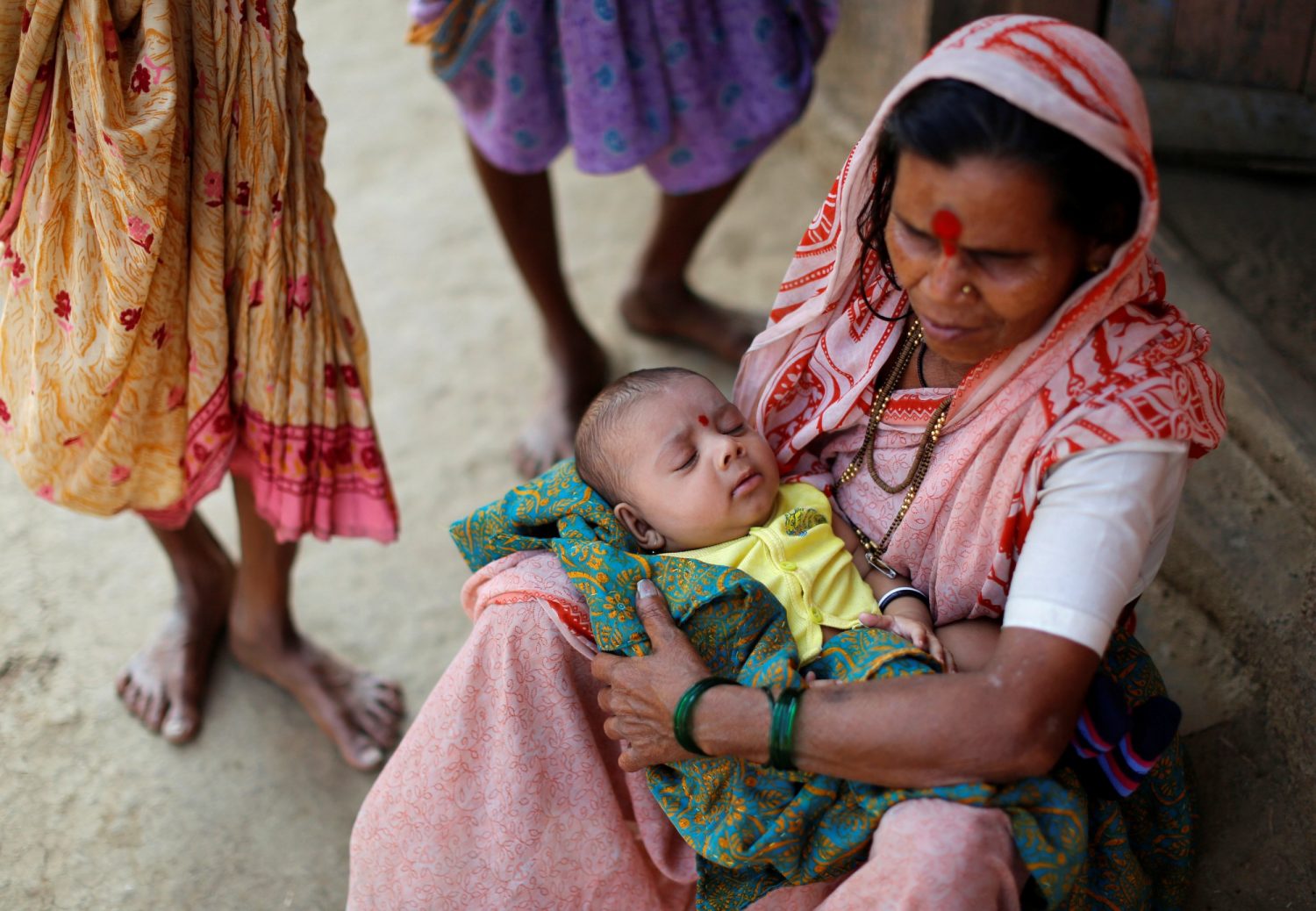 indian couple, maternity india pregnant woman