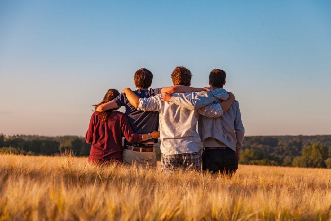 friends countryside