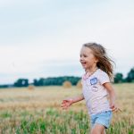 nature-grass-person-people-girl-field-792092-pxhere.com