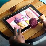 tablet, marketing, social media, content, mobile-screen-apple-table-ipad-social-1202702-pxhere.com