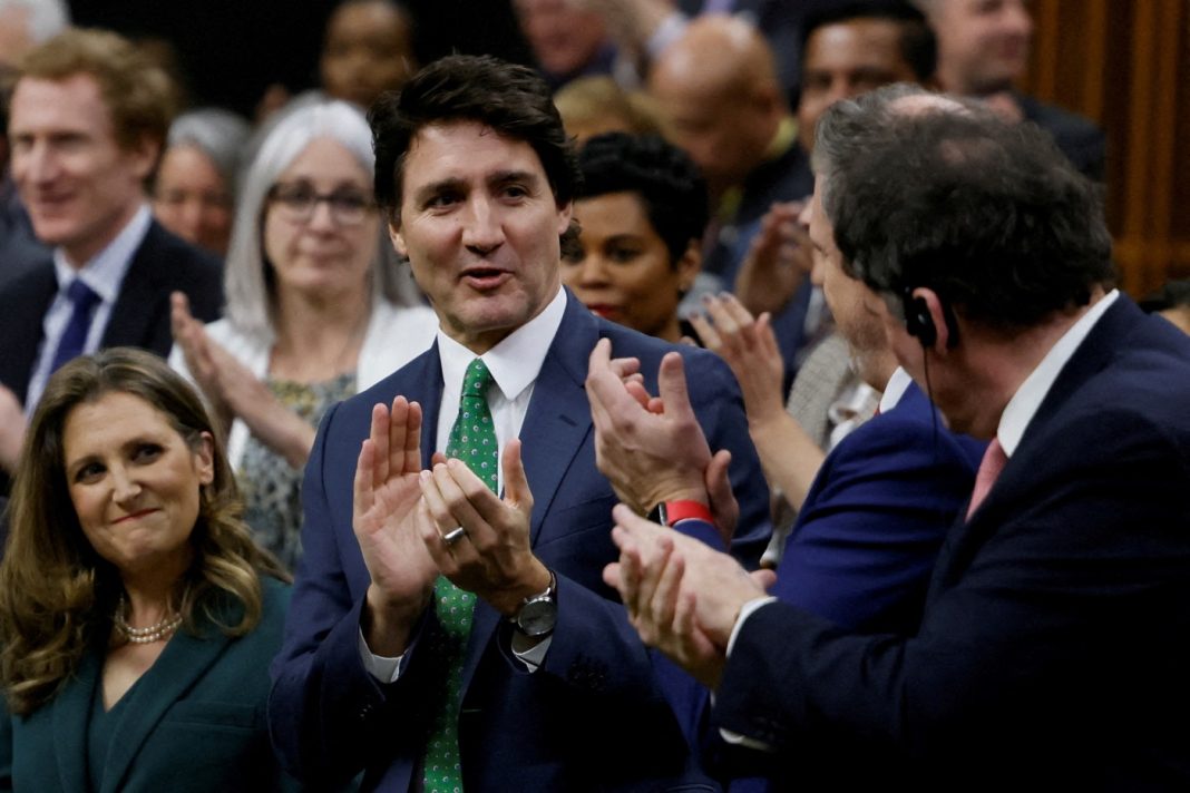 Canada's Prime Minister Justin Trudeau applauds as Canada's Deputy Prime Minister and Minister of Finance Chrystia Freeland presents the federal government budget for fiscal year 2023-24 in the House of Commons on Parliament Hill in Ottawa, Ontario, Canada March 28, 2023. | REUTERS/Blair Gable/File Photo 