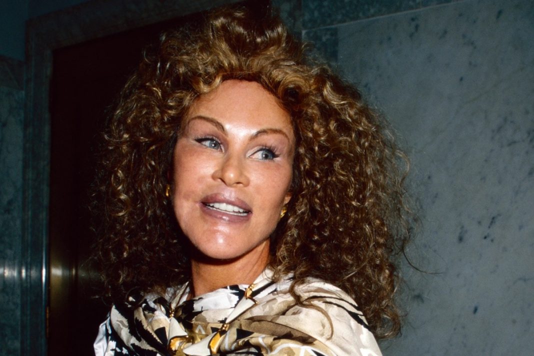 Jocelyn Wildenstein, pictured at the Guggenheim Soho in New York City on September 22, 2000, has died, according to her partner. | Henry McGee/MediaPunch/IPX/AP