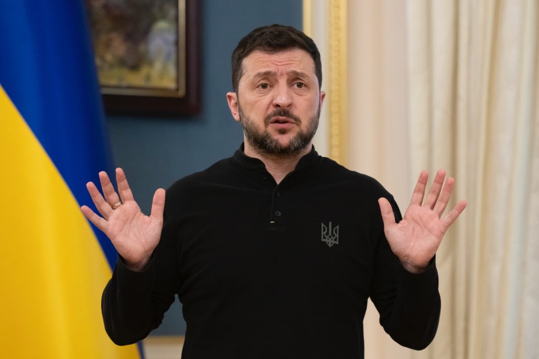 Ukrainian President Volodymyr Zelensky speaks during a briefing in Kyiv, Ukraine, on March 15. [AP/YONHAP]