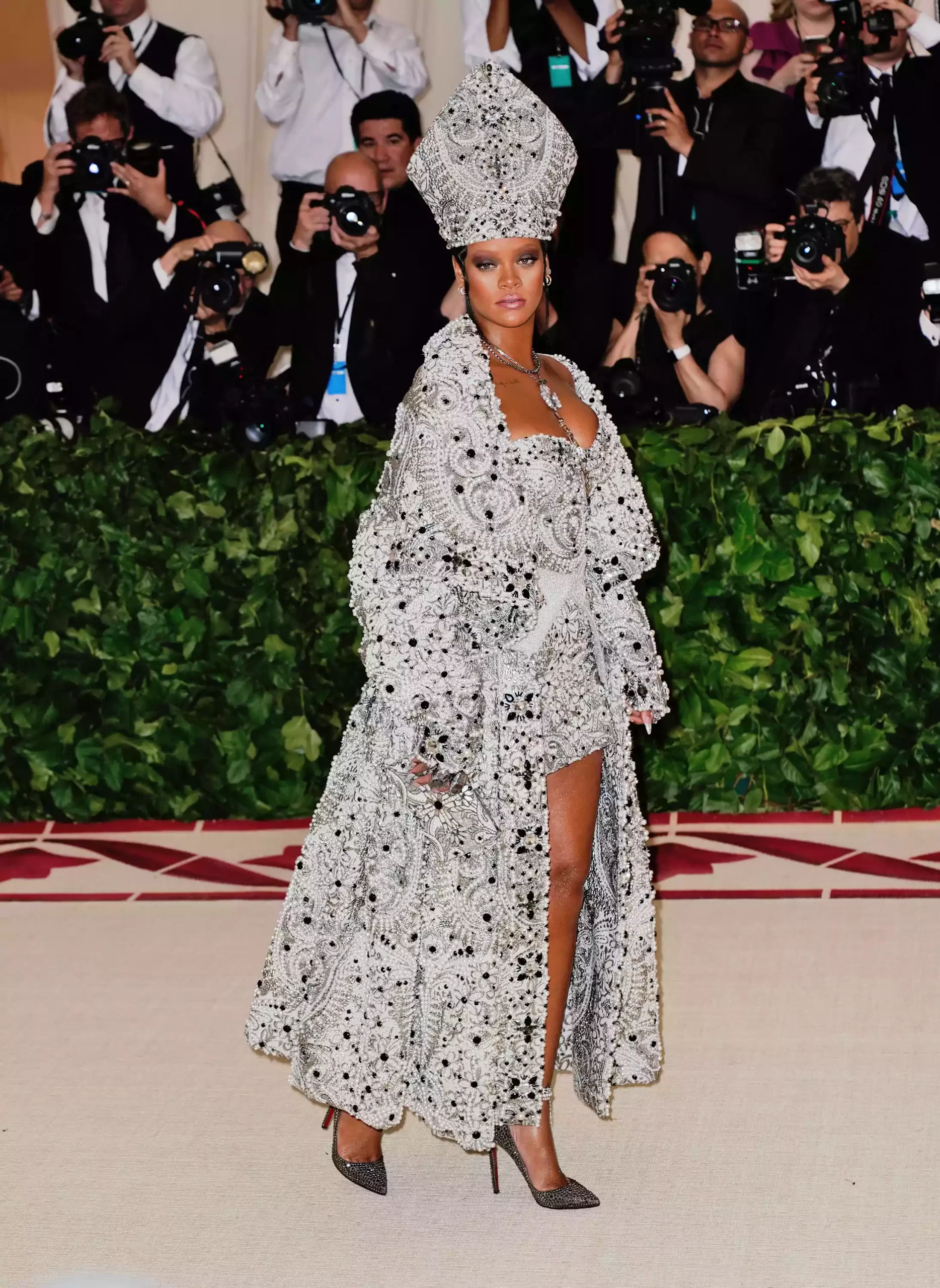 Rihanna in a papal piece at the 2018 Met Gala. | Billy Farrell Agency | Carl Timpone/BFA.com