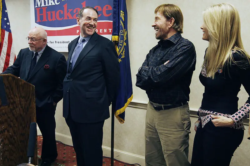 Chuck Norris with Mike Huckabee in 2007