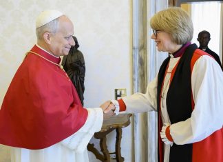 Archbishop of Canterbury in Historic Meeting with Pope Leo XIV at Vatican Dame Sarah pictured at the historic meeting with the Pope in Rome on Monday, April 27, 2026. | Vatican Media/PA