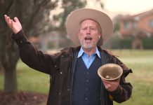 Meet the Australian Town Crier Recognised as World’s Loudest Person Loudest Man, town crier