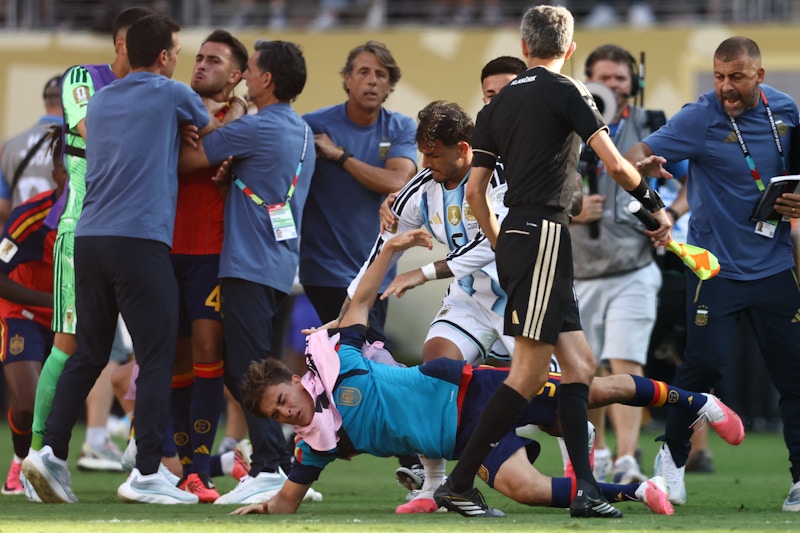 Players and officials from Spain and Argentina clash during the FIFA World Cup final at MetLife Stadium in East Rutherford, New Jersey, on July 19, 2026.