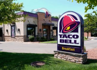 Taco Bell Lettuce Linked to Cyclospora Outbreak That Has Sickened More Than 1,600 Taco Bell