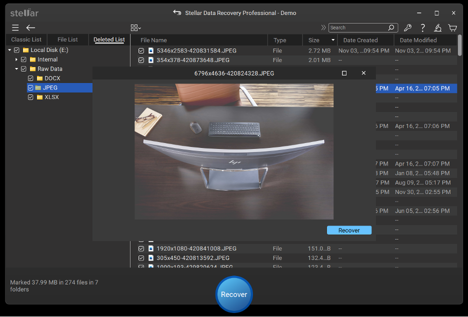 • Click Scan. A screen displaying the scanning process will appear. 