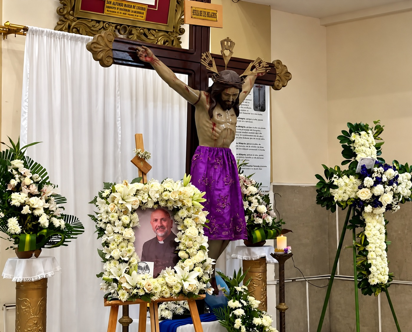 Priest Patricio Sánchez died after being struck by a falling cross on Saturday.