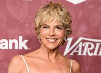 Actor Selma Blair Arrested After Allegedly Attacking Flight Attendants on Delta Flight Selma Blair